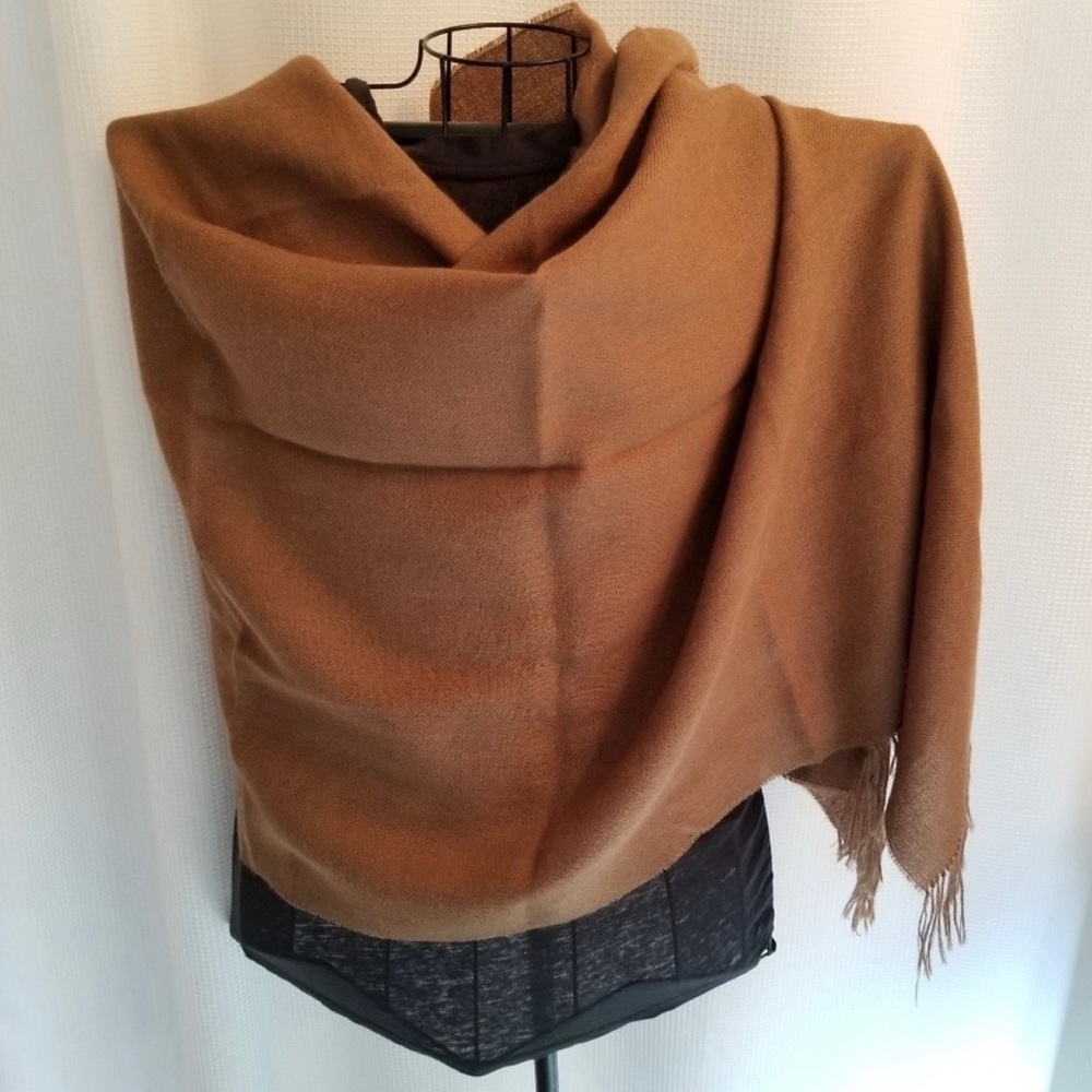 Burberry 100% Baby Alpaca Wrap - Authentic